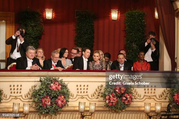 Petro Poroschenko, Alexander Van der Bellen, Chancellor of Austria, Sebastian Kurz and his girlfriend Susanne Thier, Waris Dirie during the Opera...