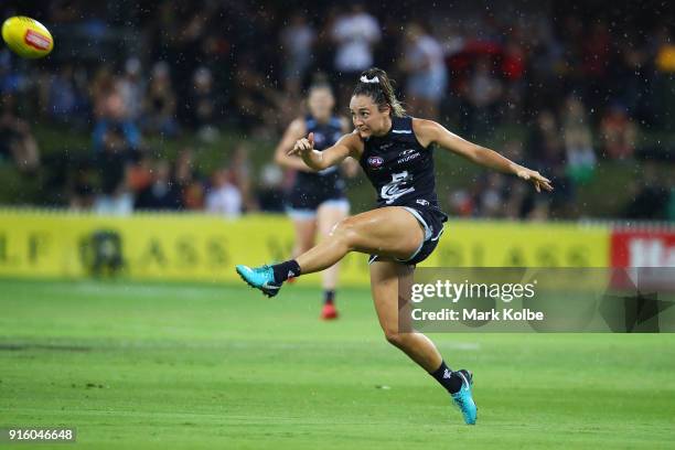 Jess Hosking of the Blues kicks at goal during the round 20 AFLW match between the Greater Western Sydney Giants and the Carlton Blues at Drummoyne...