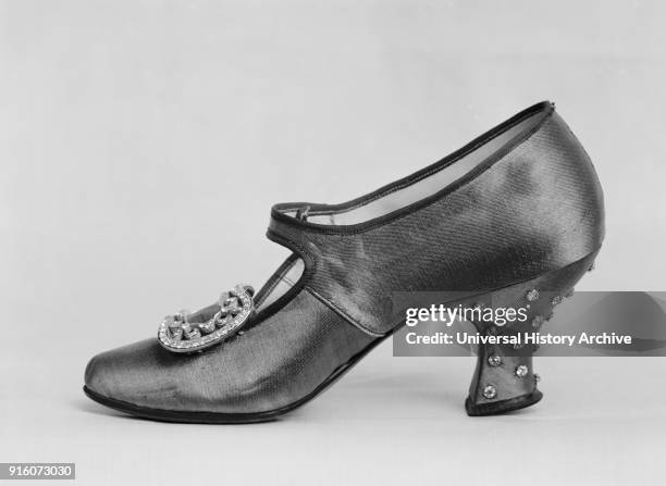 Woman's Shoe with High Heel, Harris & Ewing, 1910.