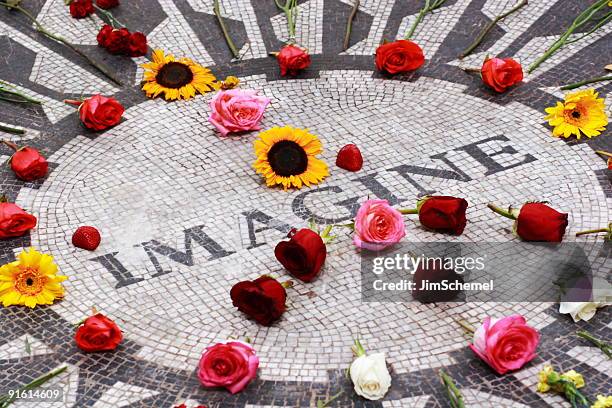 strawberry fields central park - john lennon stock pictures, royalty-free photos & images