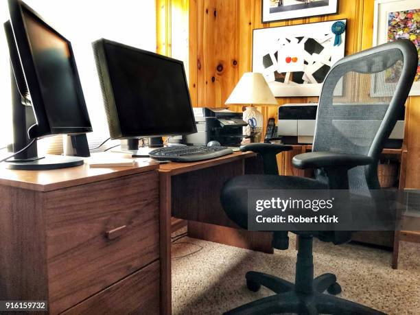 photographer’s office - alfombra raton fotografías e imágenes de stock