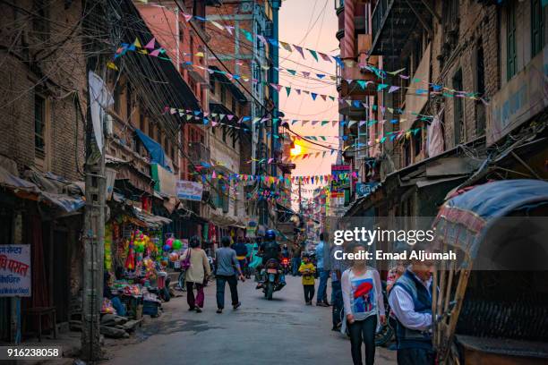 sunset over thamel, kathmandu, nepal - may 1, 2016 - thamel stock-fotos und bilder