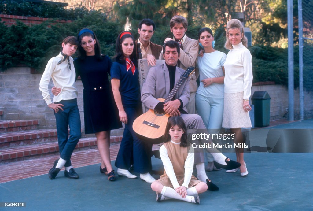 Ricci Martin , Gail Martin, Deana Martin, Craig Martin, Dean Paul