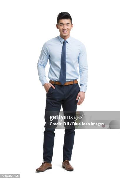 portrait of fashionable businessman - camisa e gravata - fotografias e filmes do acervo