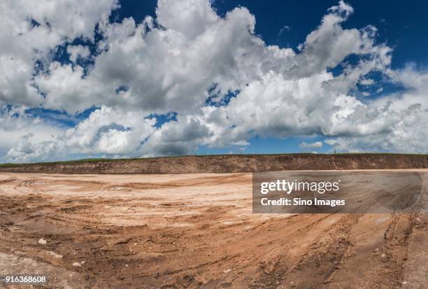 tire tracks on country road leading through kalajun grassland, xinjiang uygur autonomous region, china - kalajun stock-fotos und bilder