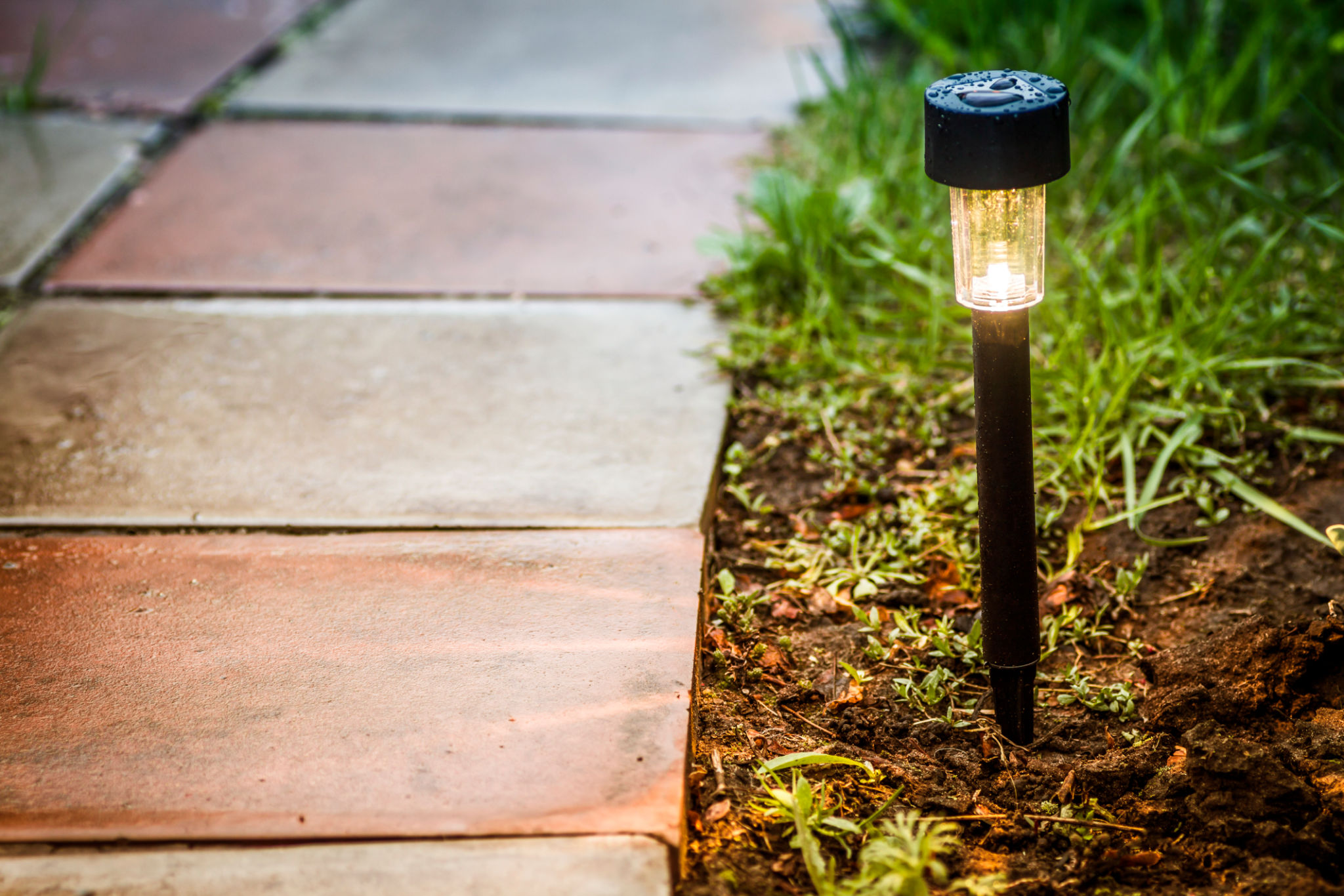 garden path lighting