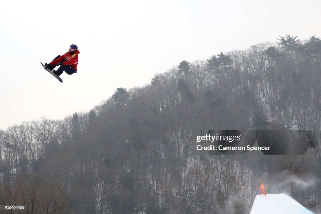 Snowboard - Winter Olympics Day 1