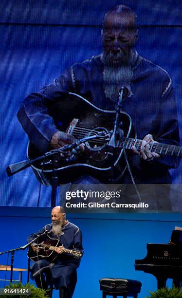 Musician Richie Havens performs at the 2009 Liberty Medal honoring Steven Spielberg at the National Constitution Center on October 8, 2009 in...