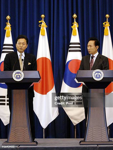 Japanese Prime Minister Yukio Hatoyama and South Korean President Lee Myung-Bak during the joint press conference at the presidential Blue House on...