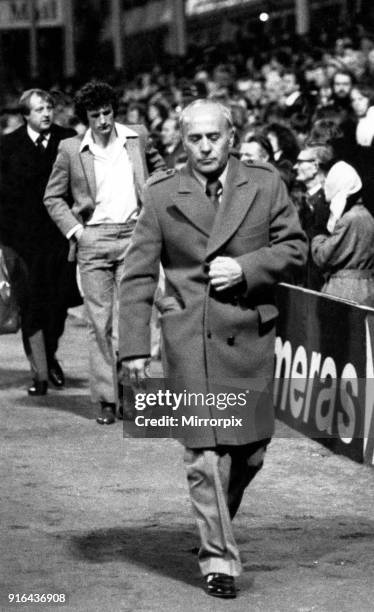 Aston Villa Manager Ron Saunders, disappointed after the defeat at Villa Park. Aston Villa v Ipswich Town, score 2-1 to Ipswich Town, League Division...