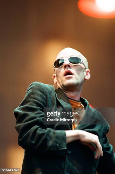 Michael Stipe. R.E.M. In concert at the Galpharm Stadium, 25th July 1995.