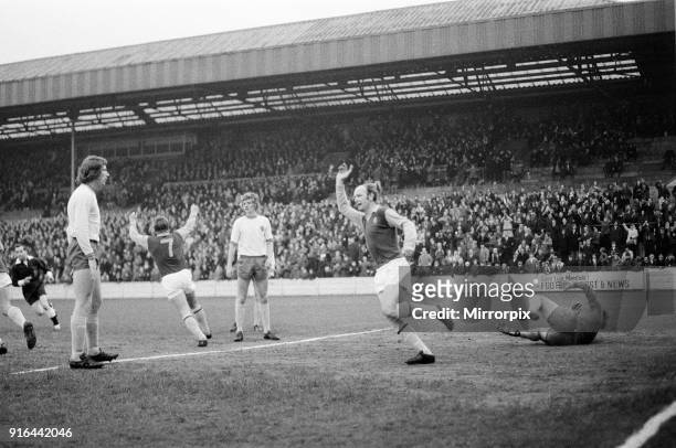 Mansfield 1-1 Aston Villa, League Three match at Field Mill, Monday 24th April 1972. Aston Villa, earn point they required for automatic promotion.