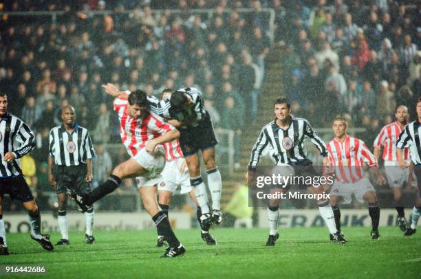 Newcastle 1-2 Sunderland, Premier league match at St James Park, Wednesday 25th August 1999. Naill Quinn. Gary Speed.