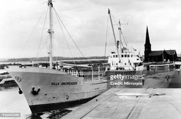 The Villa Andreasen about to sail from Weston Point Docks for Par, Cornwall, to pick up a cargo of China clay. Runcorn is within the borough of...