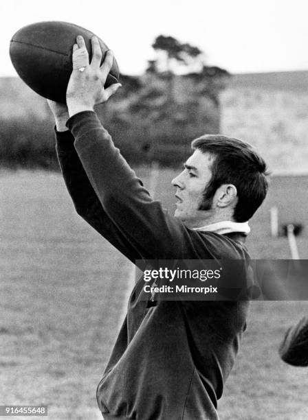 70s Rugby Player 455 Rugby 1970 Stock Photos, High-Res Pictures, and Images - Getty Images