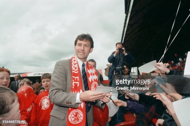Bryan Robson being unveiled as the new Manager for Middlesbrough FC Pictured signing autographs for fans. Ayresome Park, Middlesbrough, 18th May 1994.