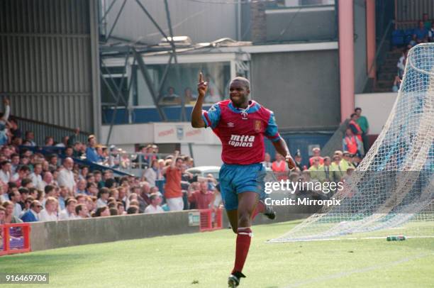 Ipswich Town v Aston Villa, final score 1-1, Premier League, Portman Road, Ipswich. Pictured is Dalian Atkinson of Aston Villa, 15th August 1992.