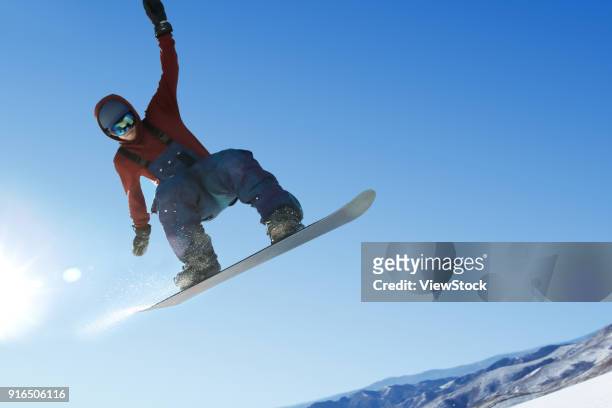 young men outdoor skiing - ____ stock pictures, royalty-free photos & images