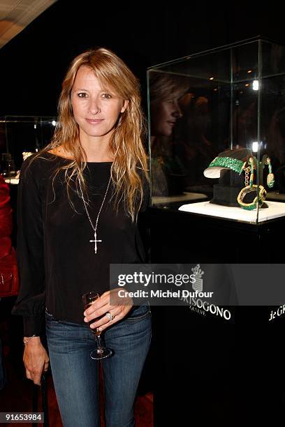 Sarah Lavoine attends the de Grisogono cocktail celebrating the end of Paris Fashion Week Spring/Summer 2010 on October 8, 2009 in Paris, France.