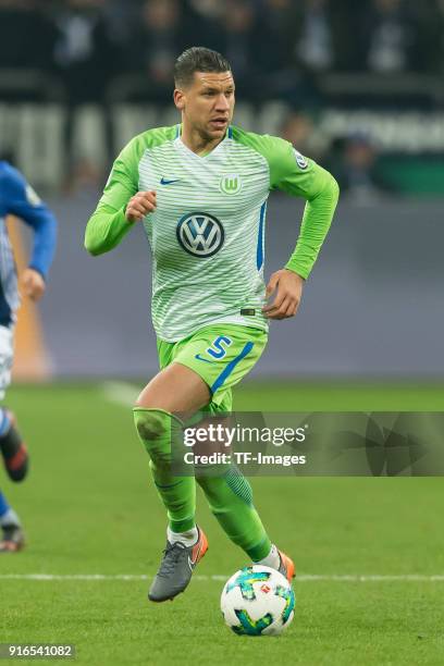 Jeffrey Bruma of Wolfsburg controls the ball during the DFB Cup match between FC Schalke 04 and VfL Wolfsburg at Veltins-Arena on February 7, 2018 in...