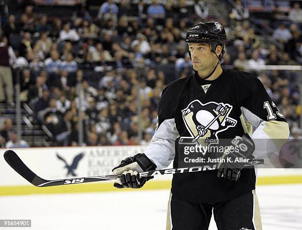 Bill Guerin of the Pittsburgh Penguins prepares for the face off against the Phoenix Coyotes at Mellon Arena on October 07, 2009 in Pittsburgh,...