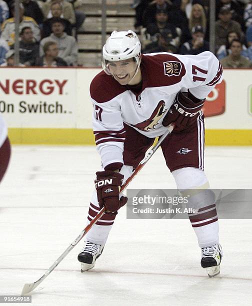 Radim Vrbata of the Phoenix Coyotes readies for the face off against the Pittsburgh Penguins at Mellon Arena on October 07, 2009 in Pittsburgh,...