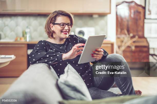 portrait of a beautiful woman - short hair for fat women stock pictures, royalty-free photos & images