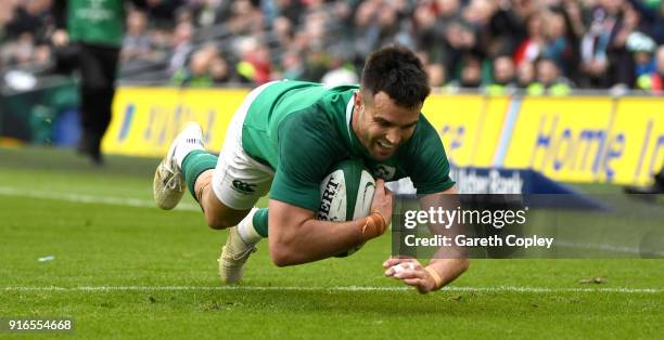 Conor Murray of Ireland scores a first half try during the NatWest Six Nations match between Ireland and Italy at Aviva Stadium on February 10, 2018...