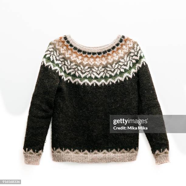 icelandic sweater - lana fotografías e imágenes de stock