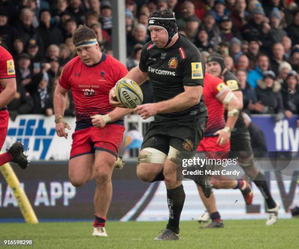 Exeter Chiefs Thomas Waldrom runs with the ball during the Aviva Premiership match between Exeter Chiefs and Worcester Warriors at Sandy Park on...