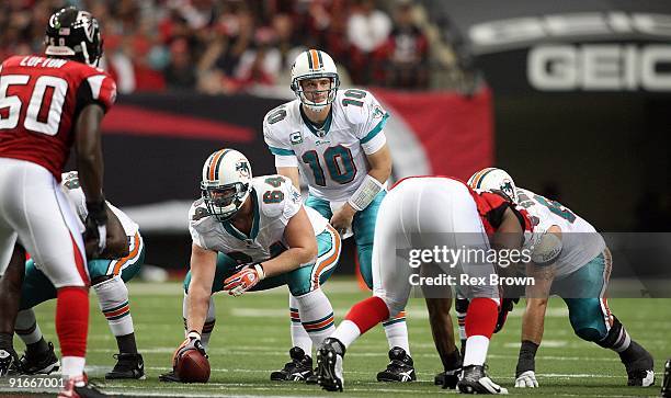 Chad Pennington of the Miami Dolphins signals at the line against the Atlanta Falcons at Georgia Dome on September 13, 2008 in Atlanta, Georgia....