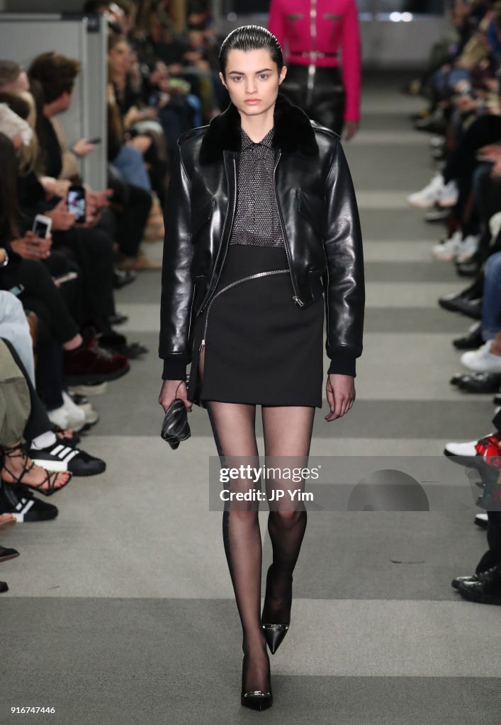 Alexander Wang - Runway - February 2018 - New York Fashion Week