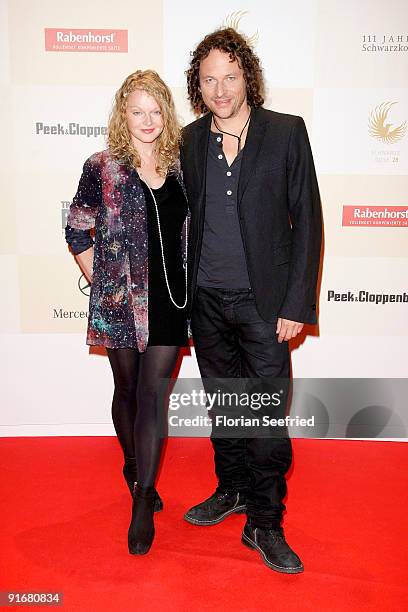 Singer Inga Humpe and singer Tommi Eckart arrive for the 'Tribute To Bambi 2009' at the station on October 9, 2009 in Berlin, Germany.