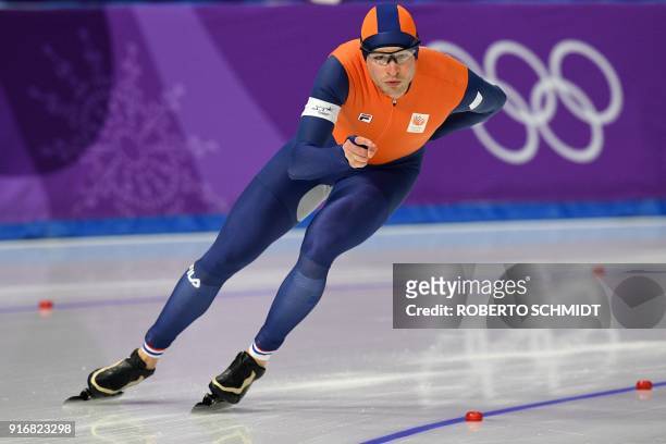 Netherlands' Sven Kramer competes during the men's 5,000m speed skating event during the Pyeongchang 2018 Winter Olympic Games at the Gangneung Oval...
