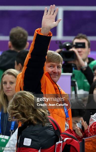 King Willem-Alexander of the Netherlands celebrates the gold medal of countryman Sven Kramer in the Speed Skating Men's 5000m during the 2018 Winter...