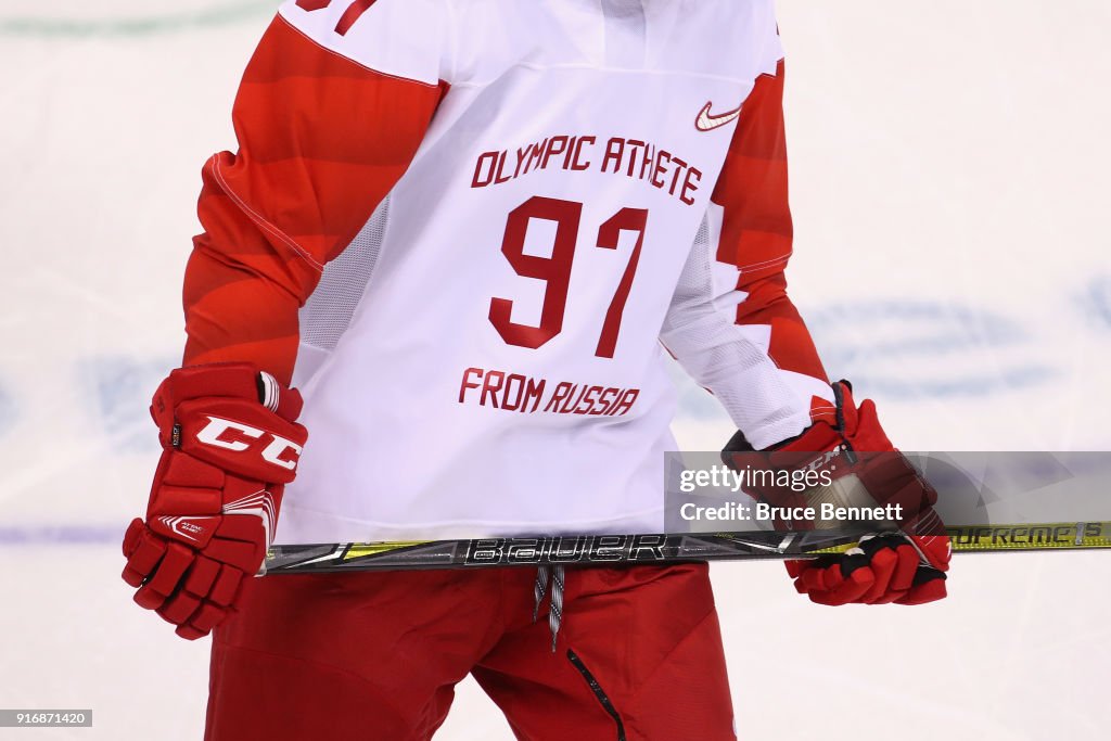 Ice Hockey - Winter Olympics Day 2