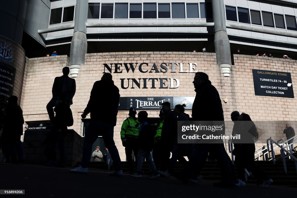 Newcastle United v Manchester United - Premier League