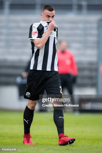 Philipp Foerster of Sandhausen reacts during the Second Bundesliga match between SV Sandhausen and Eintracht Braunschweig at BWT-Stadion am Hardtwald...