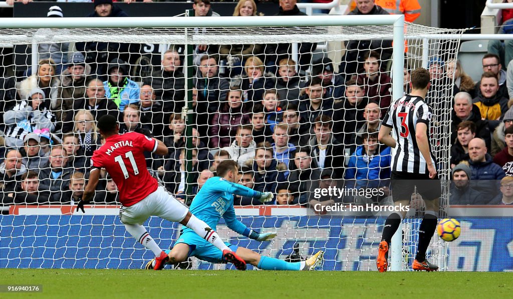 Newcastle United v Manchester United - Premier League