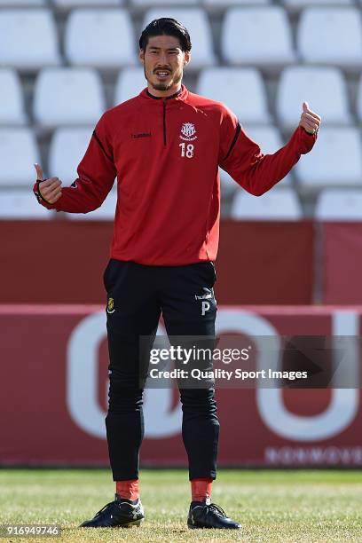 Daisuke Suzuki of Nastic warms up prior to the La Liga 123 match between Albacete Balompie and Nastic at Estadio Carlos Belmonte on February 11, 2018...