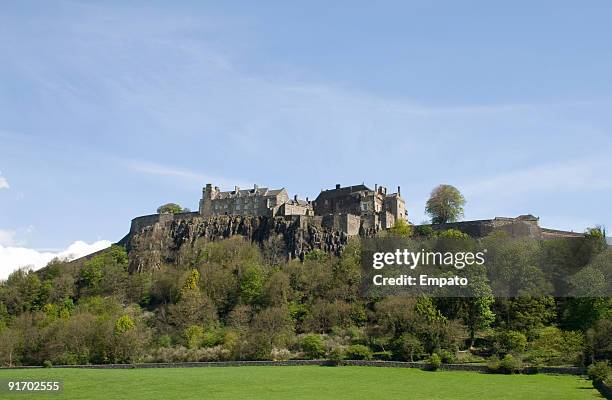 stirling castle, scotland on a summer day. - stirling scotland stock pictures, royalty-free photos & images