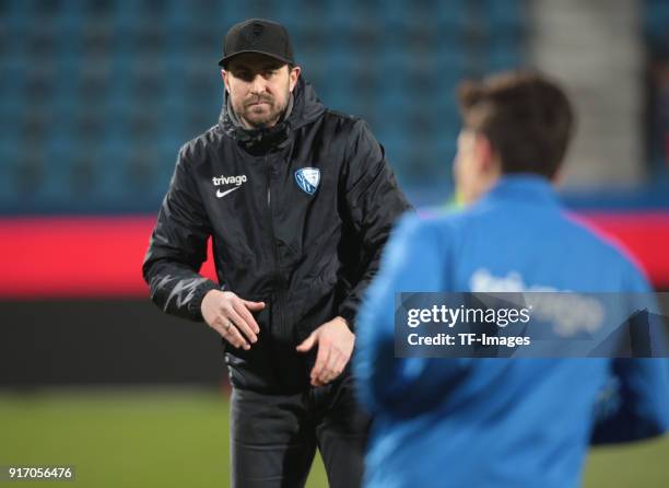 Head coach Heiko Butscher of Bochum looks on prior to the Second Bundesliga match between VfL Bochum 1848 and SV Darmstadt 98 at Vonovia Ruhrstadion...