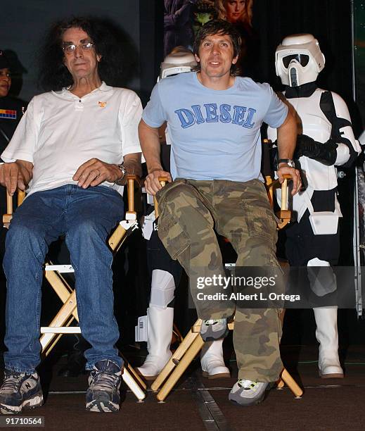 Peter Mayhew and Ray Park