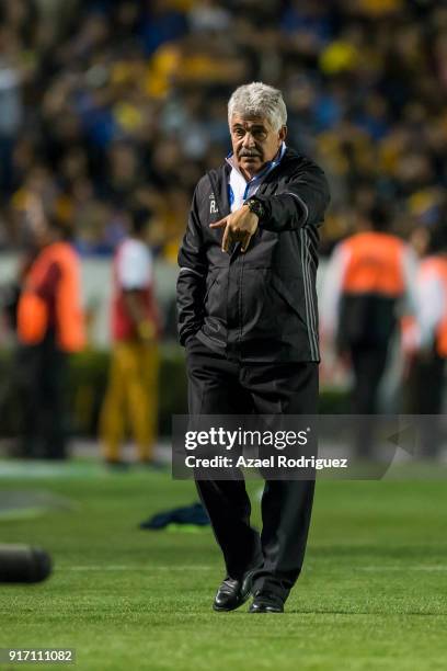 Ricardo Ferretti coach of Tigres gives instructions to his players during the 6th round match between Tigres UANL and America as part of the Torneo...