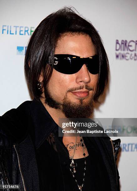 Dave Navarro arrives at The Surfrider Foundation's 25th Anniversary Gala at the California Science Center's Wallis Annenberg Building on October 9,...