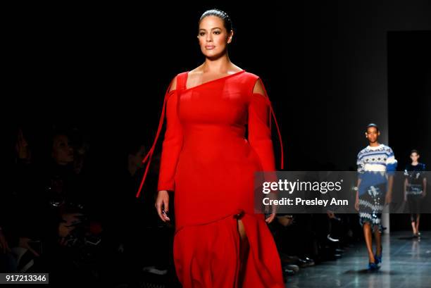 Ashley Graham Spring Ashley Graham Fashion Show Photos and Premium High Res Pictures - Getty ...