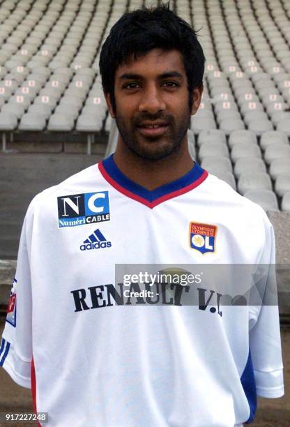 Le milieu offensif Vikash Dhorasoo pose pour la photo officielle de l'équipe de l'Olympique Lyonnais qui disputera le championnat de France de...