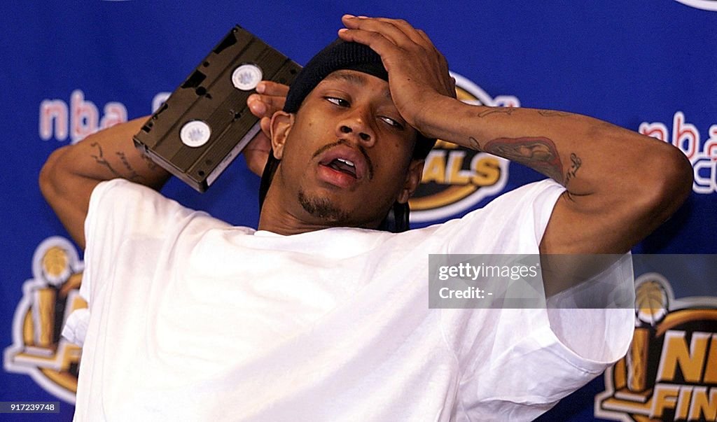 BKN-FINALS-76ERS-IVERSON