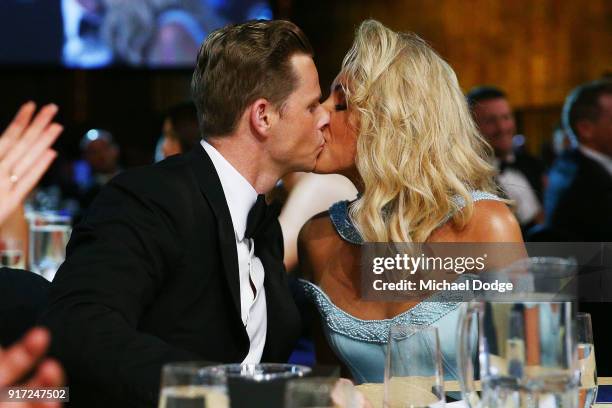 Steve Smith and Danielle Willis kiss after he wins the Alan Border Medal at the 2018 Allan Border Medal at Crown Palladium on February 12, 2018 in...