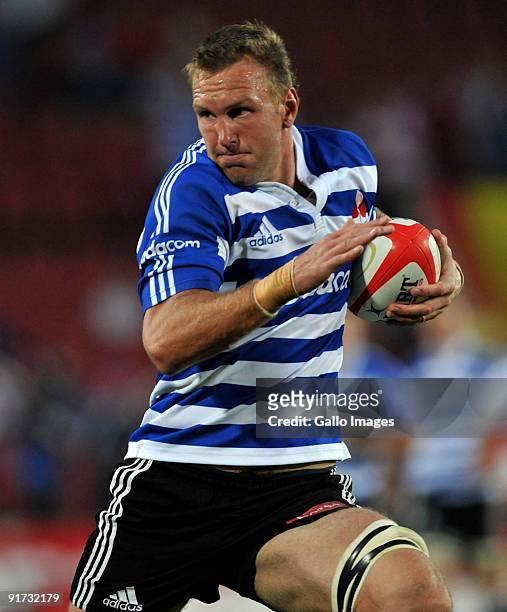Andries Bekker of Western Province running hard during the Absa Currie Cup match between Xerox Lions and Western Province from Coca-Cola Park on...